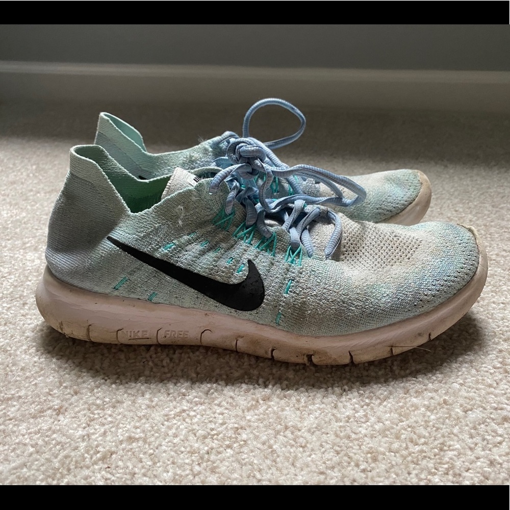 Nike Free Run flyknit running shoe